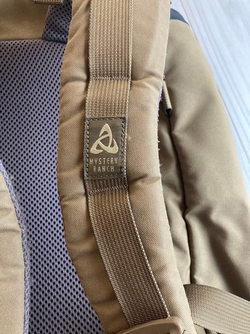 MYSTERY RANCH ベージュ リュック　アーバンアサルト 旧モデル
