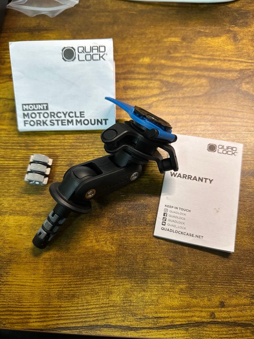 QUAD LOCK バイク用 フォークステムマウント ＋ 防振モジュール