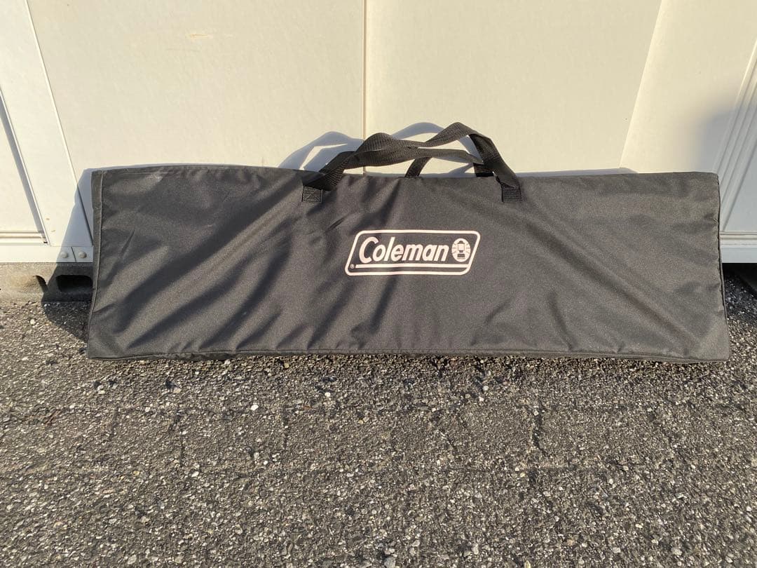 Coleman 折りたたみ式テーブル FOLDING LIVING TABLE