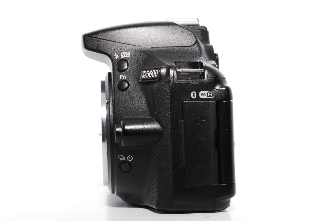 ふんにゃりポン✨届いてすぐ使える Bluetoot✨Nikon D5600