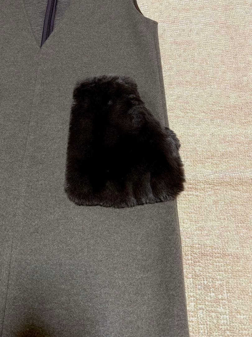 ☆新品☆ブラーミン ライトブラウン Vネック ファーポケット ジャンパースカート