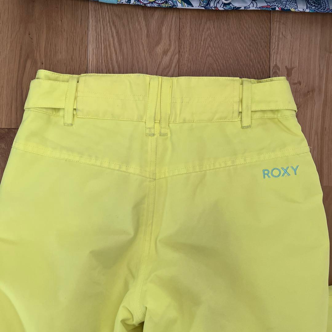 子供用スノーボードウェア ROXY 美品　12L 上下セット　手袋つき