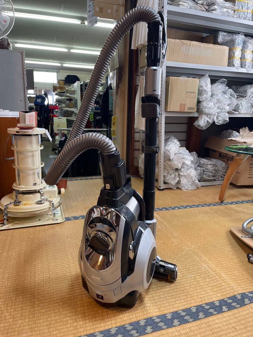 SHARP EC-VX220 キャニスター掃除機　2010年製