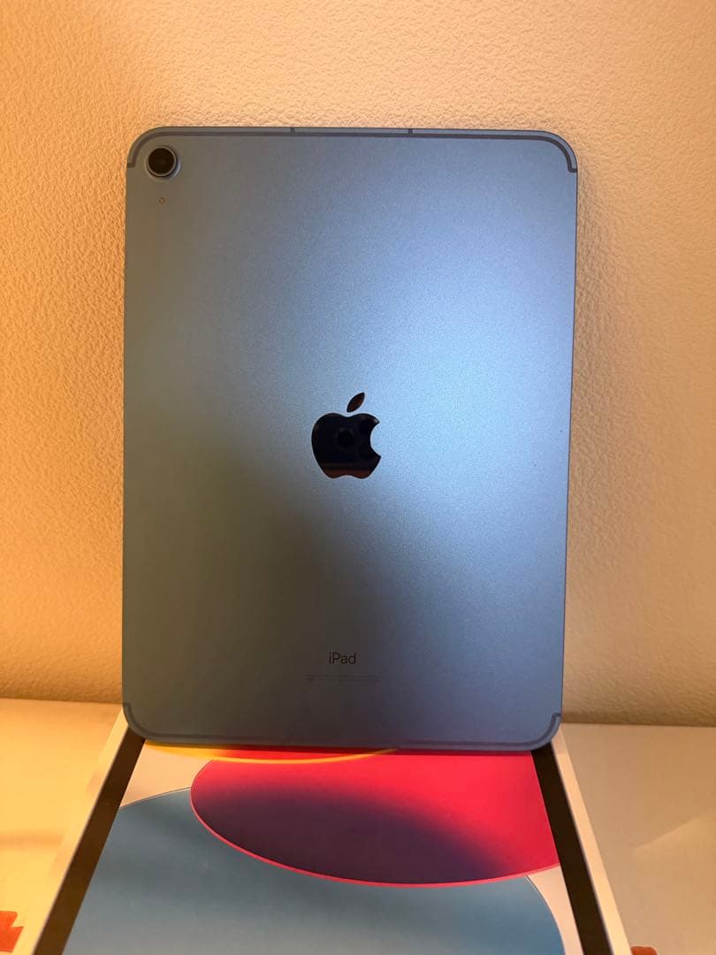 Apple iPad (第10世代) ブルー 本体（付属品付き）