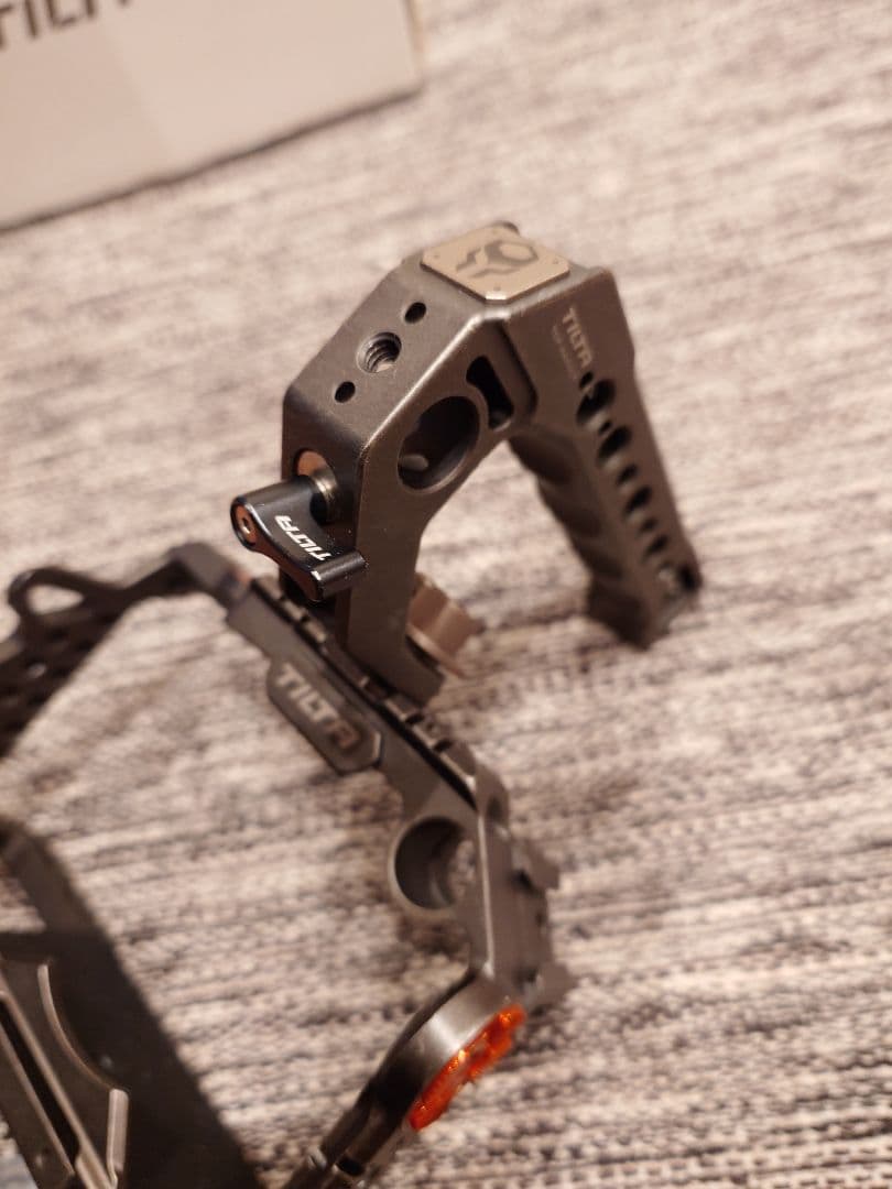 Tilta ケージ　と　トップハンドル　a7s3