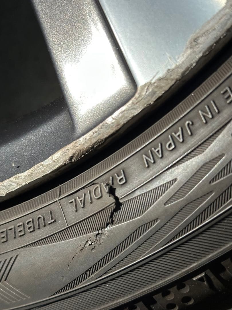 ボルボ V60 純正アルミホイール 18インチ ＋ ヨコハマ 235/40R18