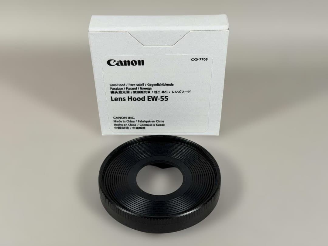 【極美品・純正フード付】CANON(キヤノン) RF28mm F2.8 STM