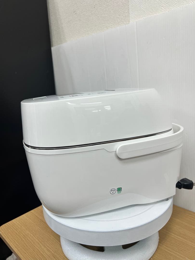 東芝 真空圧力IH炊飯器 RC-10VXP 1.0L / 5.5合 2020年製