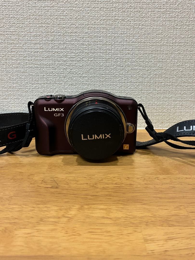 デジカメ　Panasonic LUMIX DMC-GF3 美品