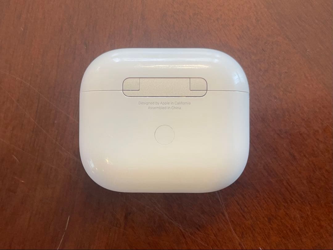 Apple AirPods（第３世代）正規品
