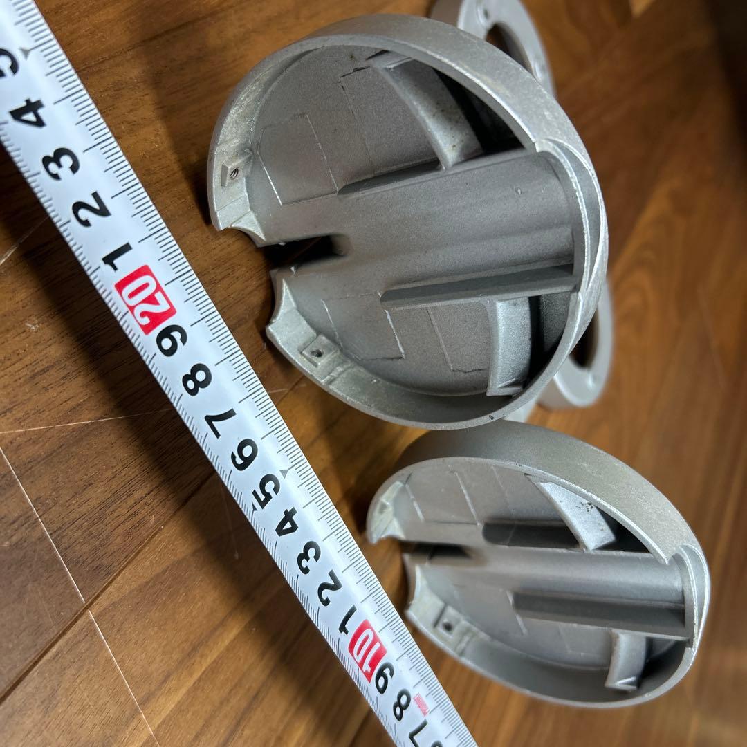 B&O三角スピーカーの壁面設置用台座