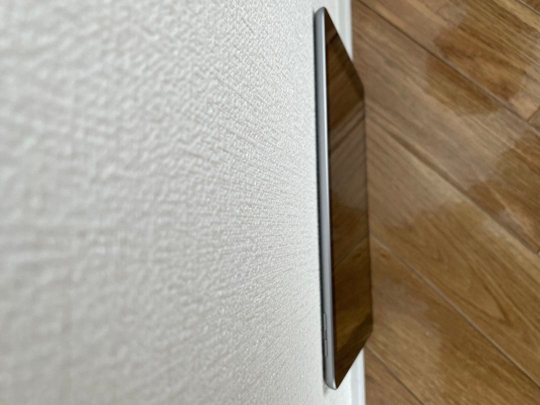 【美品】Apple iPad 本体 シルバー