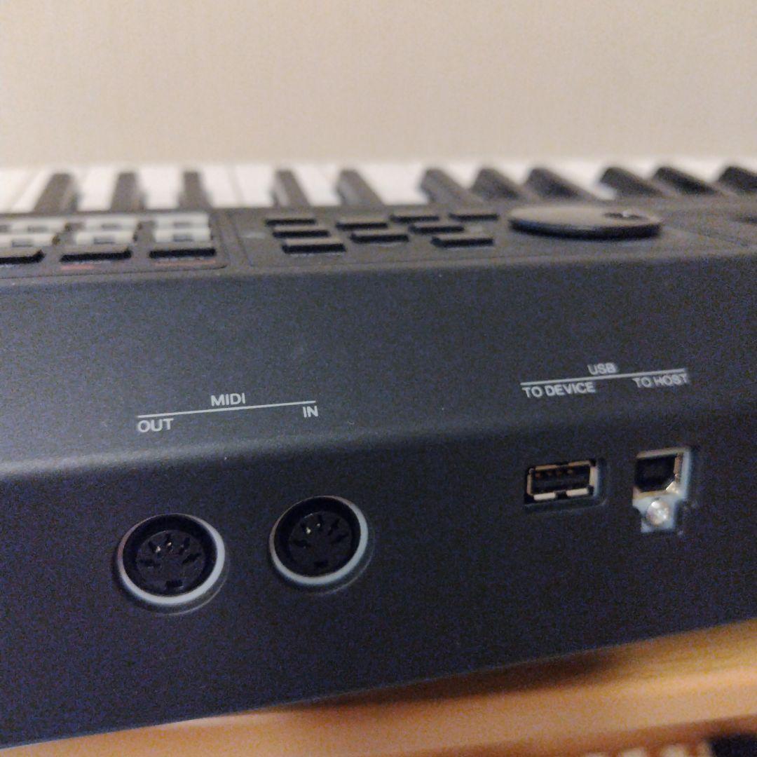 YAMAHA MX61 シンセサイザー 61鍵 専用ケース、フットスイッチ等付属