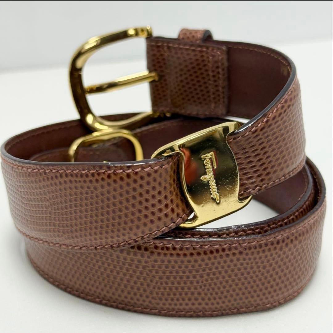 フェラガモ ベルト ヴァラリボン レザー ゴールド金具 ブラウン