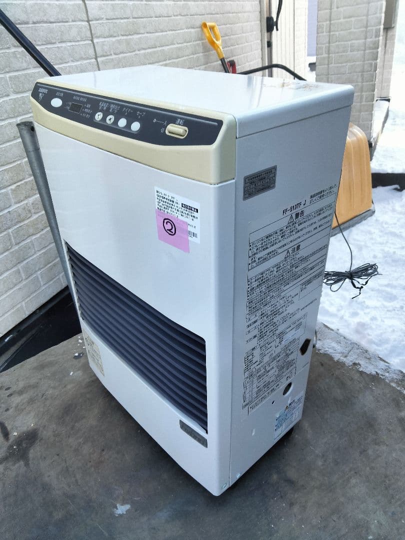 札幌発サンポットFF温風石油ストーブ！品番「FF‐513TF」2010年式中古品