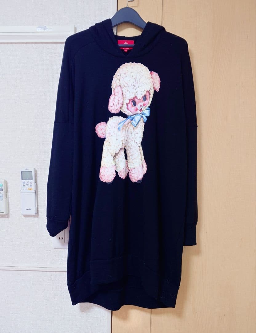 ヴィヴィアン・ウエストウッド コットンラムオーバーサイズパーカー ブラック