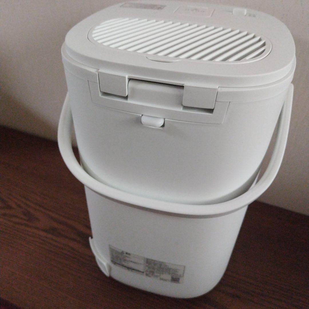 山善　スチーム式加湿器 ホワイト コンパクトEKS-V