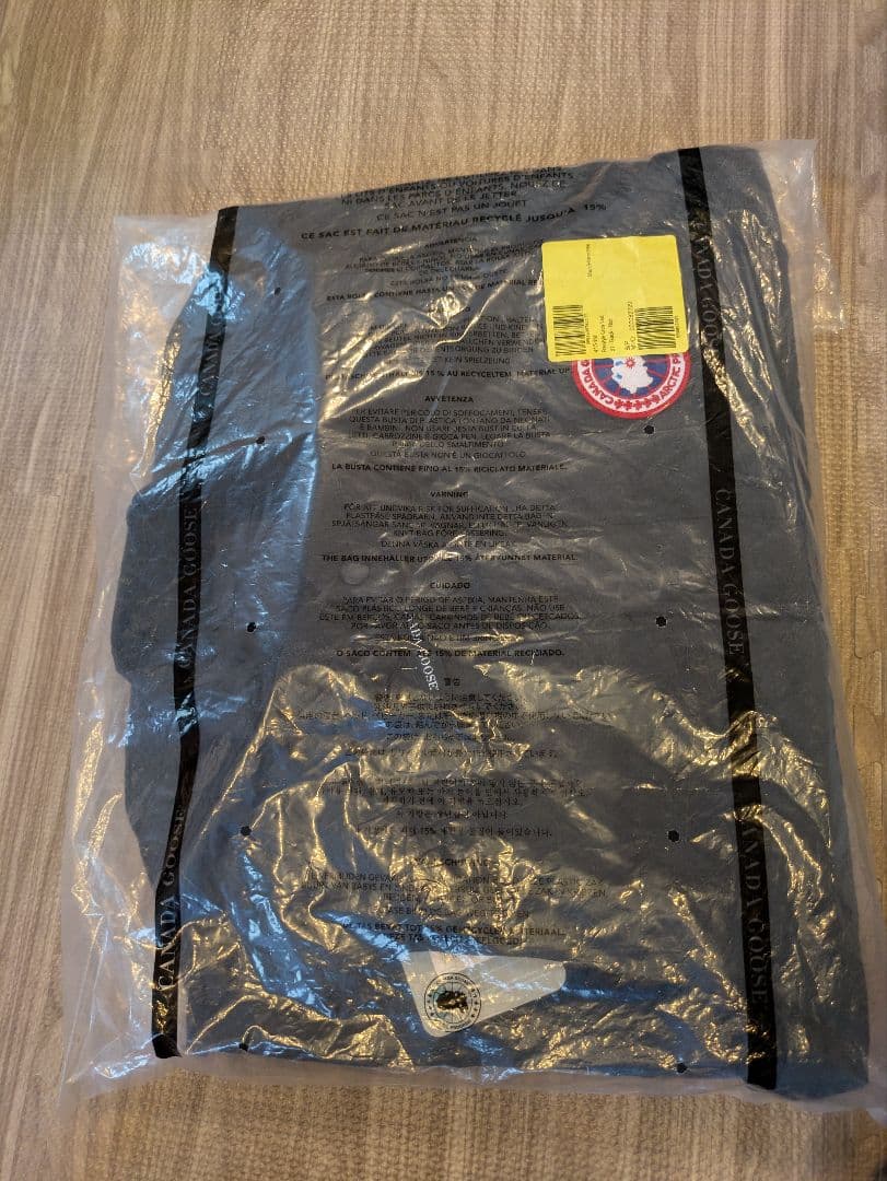 新品未使用 カナダグース ダウンベスト フリースタイル ブラック S