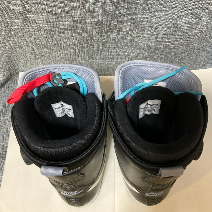 ナイキ　スノーボードブーツ　24センチ