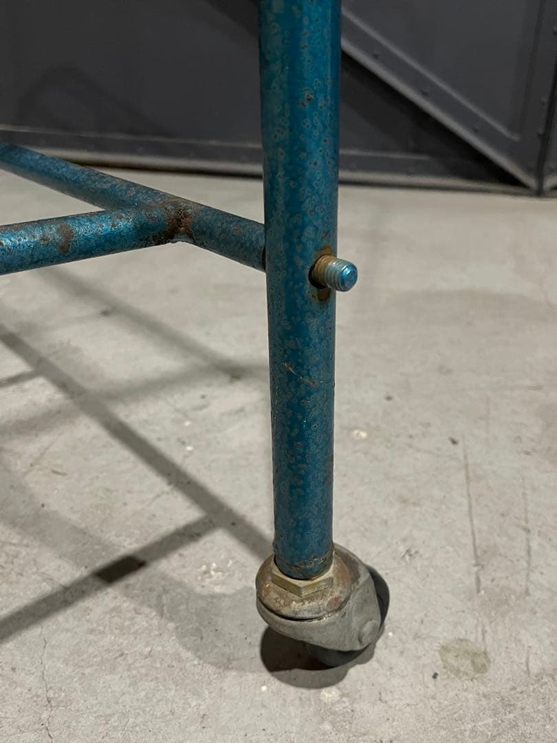 ~ from.EUR vintage ~ ハンガーラック　子供用サイズ　店舗什器