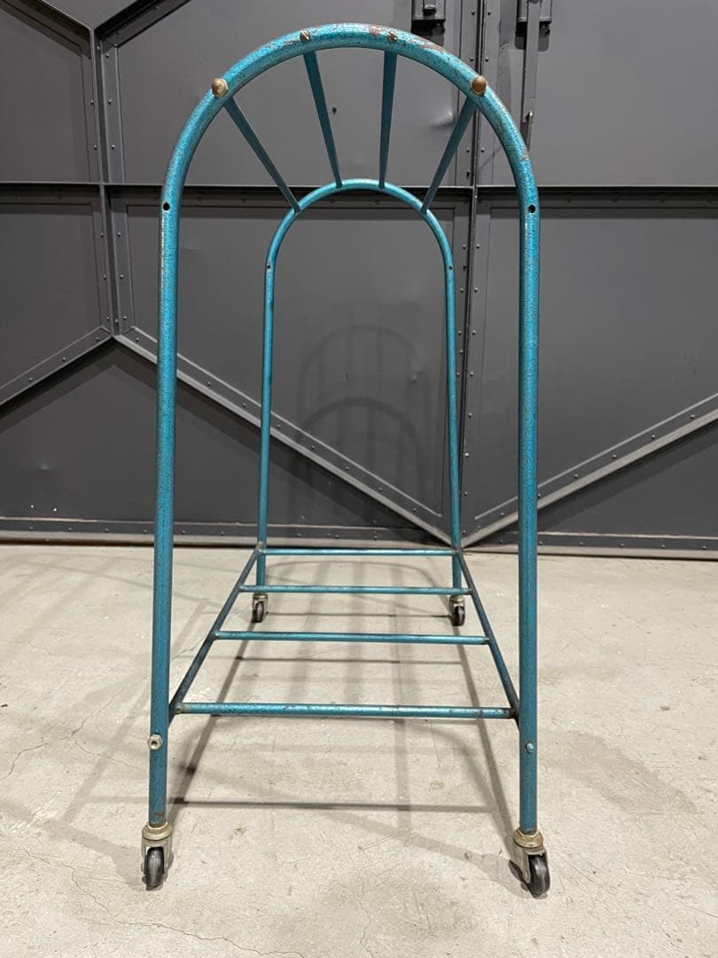 ~ from.EUR vintage ~ ハンガーラック　子供用サイズ　店舗什器