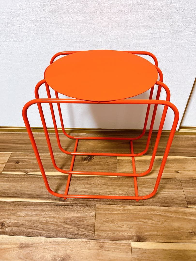 オレンジ 円形 サイドテーブル　レトロポップ