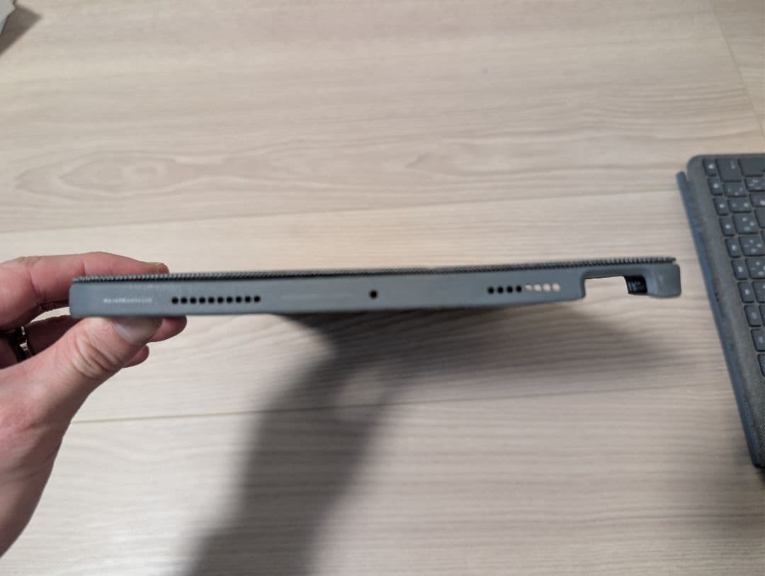 Combo Touch iPad Air 第4/5世代対応