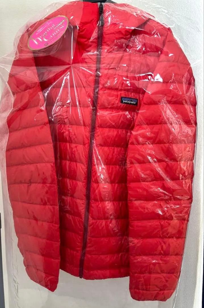 パタゴニア　フード付きダウンジャケット