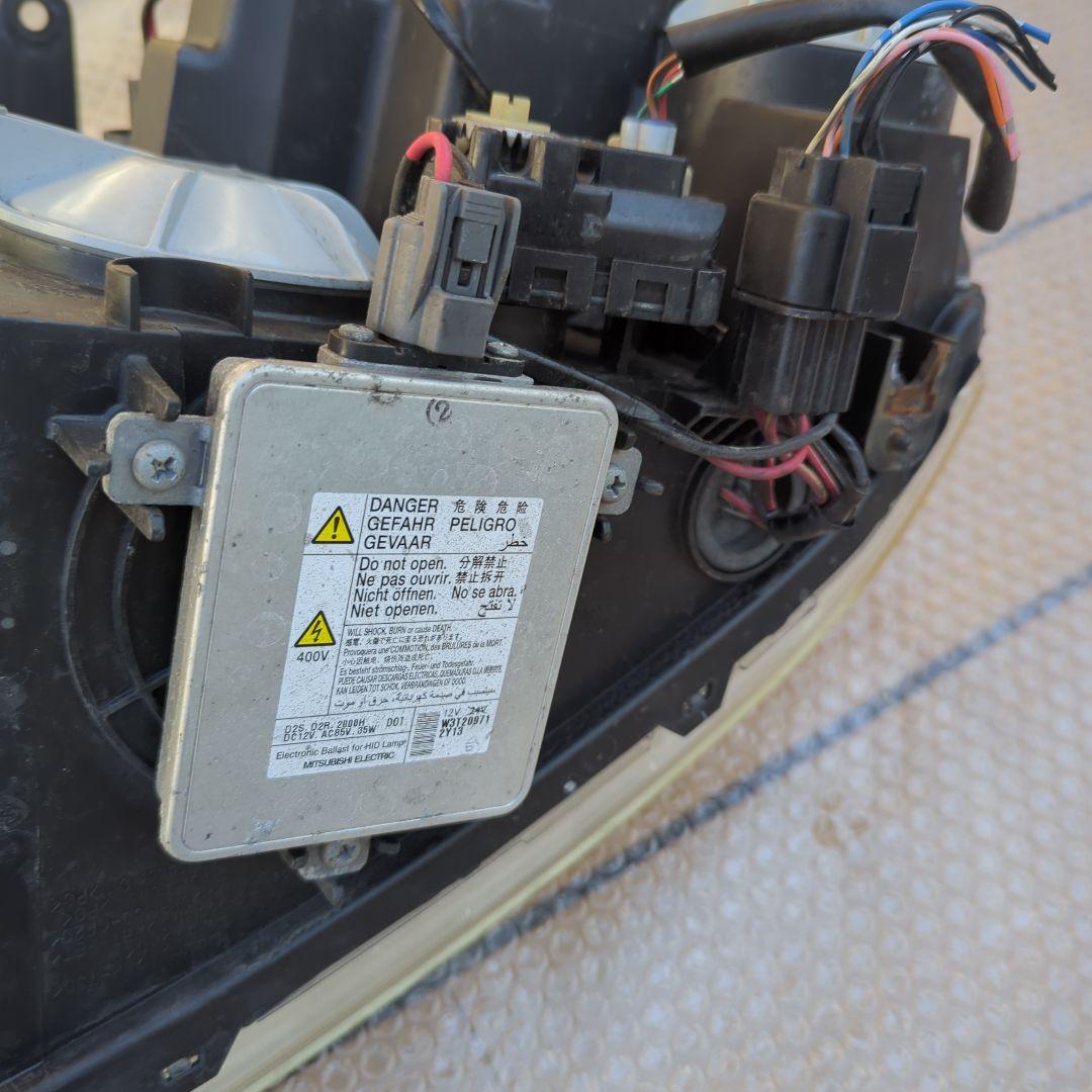 デリカD5　ヘッドライト　左右　CV5W　前期　100-87918　バラスト付