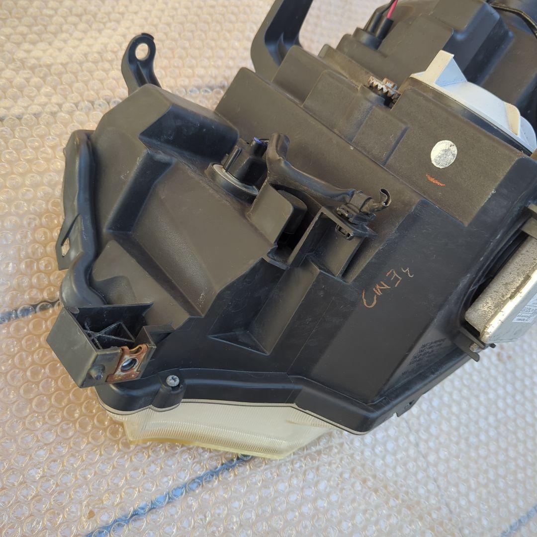 デリカD5　ヘッドライト　左右　CV5W　前期　100-87918　バラスト付