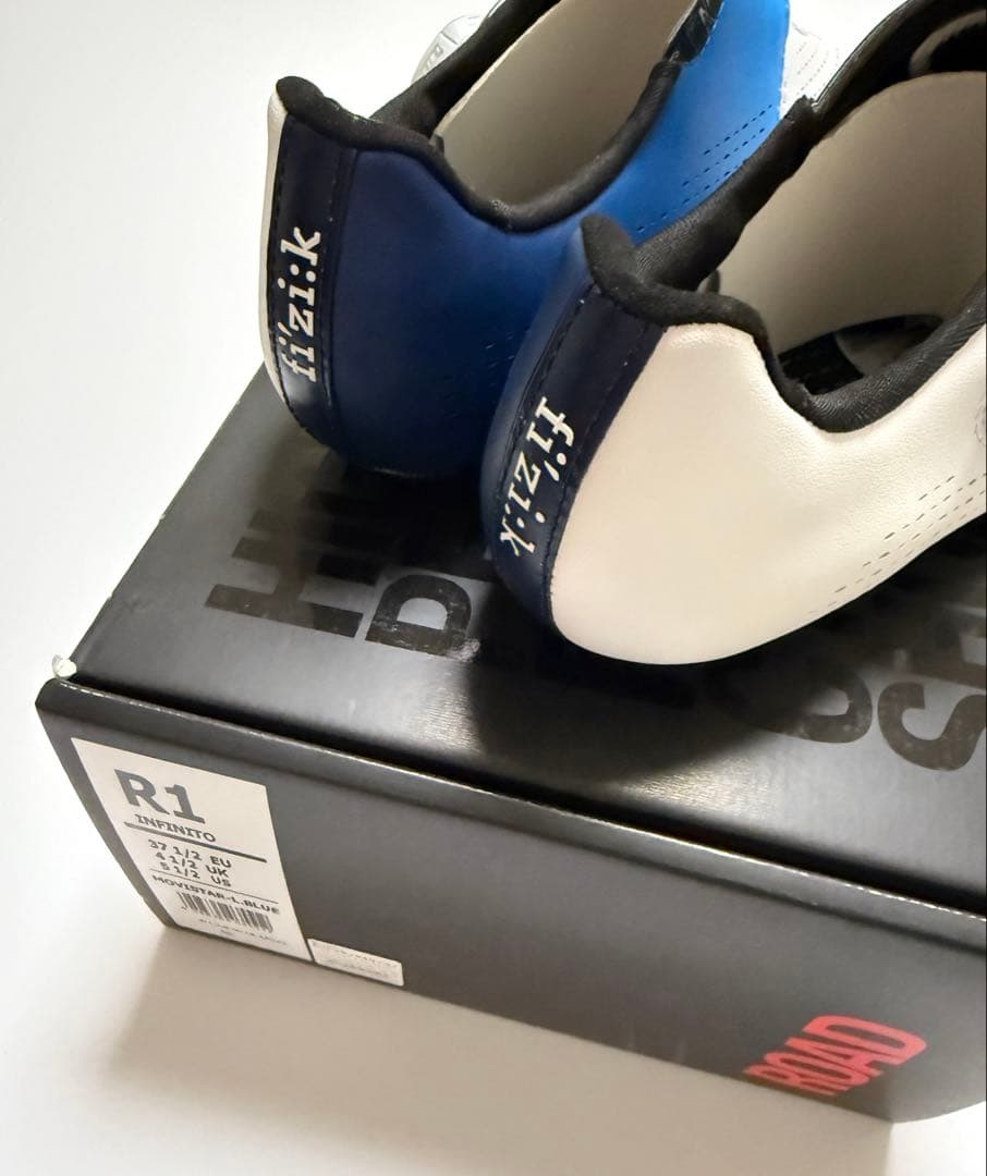 クリート付⭐︎fi'zi:k R1B INFINITO MOVISTAR 37.5
