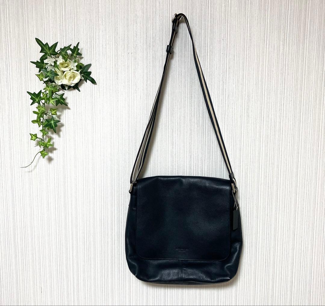 COACH ネイビーレザー ショルダーバッグ 美品 メンズ 斜め掛け