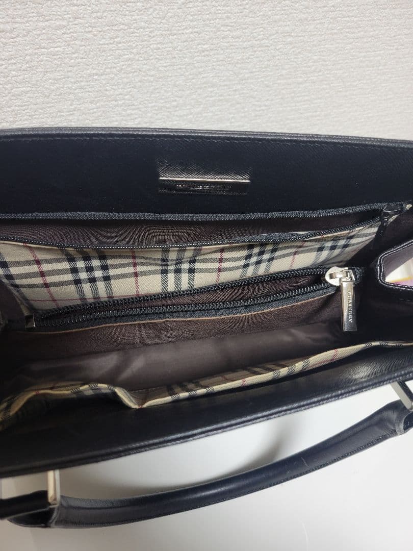 BURBERRY　バーバリー　自立式　トートバック　本革　ブラック