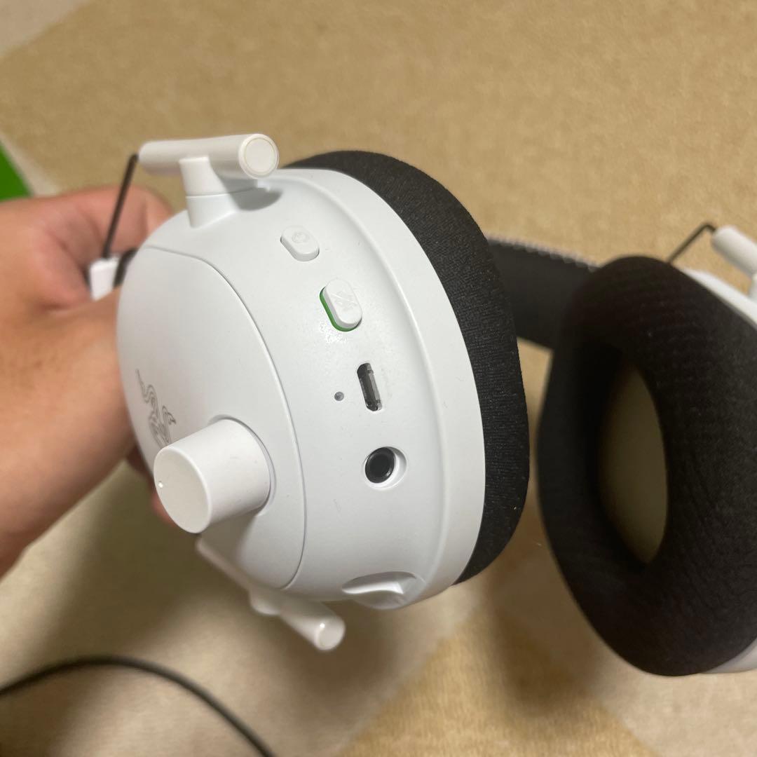 Razer BlackShark V2Pro White Editionレイザー