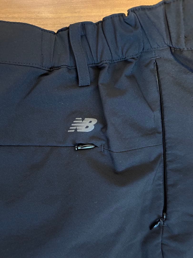 v*a様 New Balance WIDE TAPERED スラックス ブラック