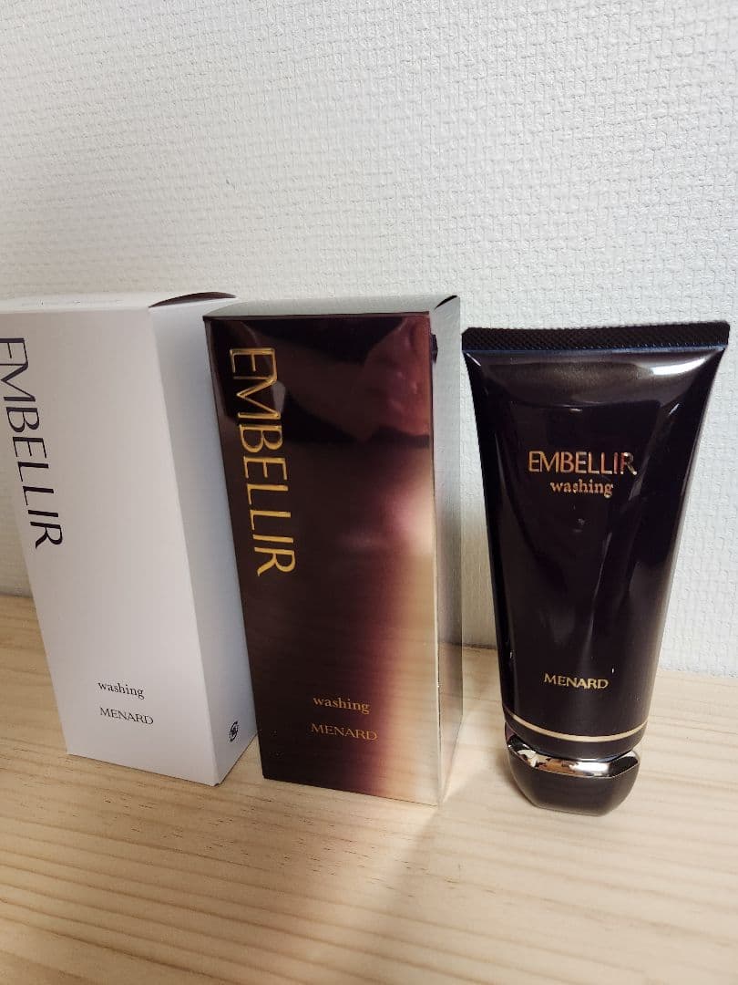 MENARD EMBELLIR washing 洗顔料