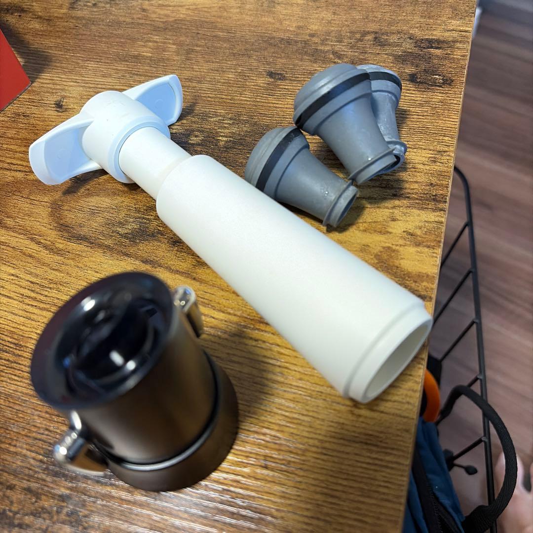 Coravin model Three/コラヴァン/ガス6本/おまけ付き