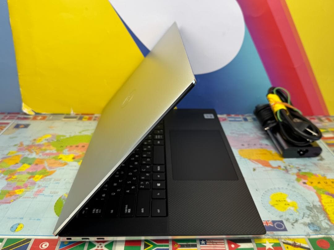 極美品 2TB デル XPS 15 9500 タッチ UHD+ GTX1650