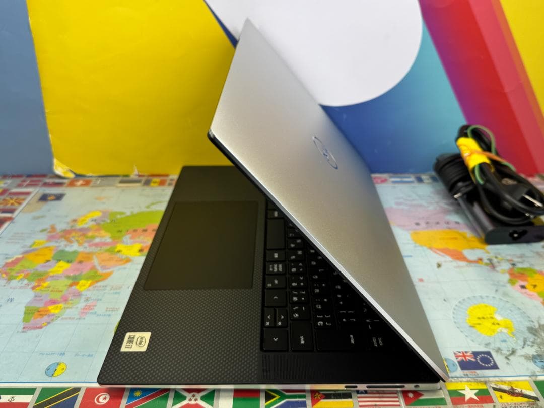 極美品 2TB デル XPS 15 9500 タッチ UHD+ GTX1650