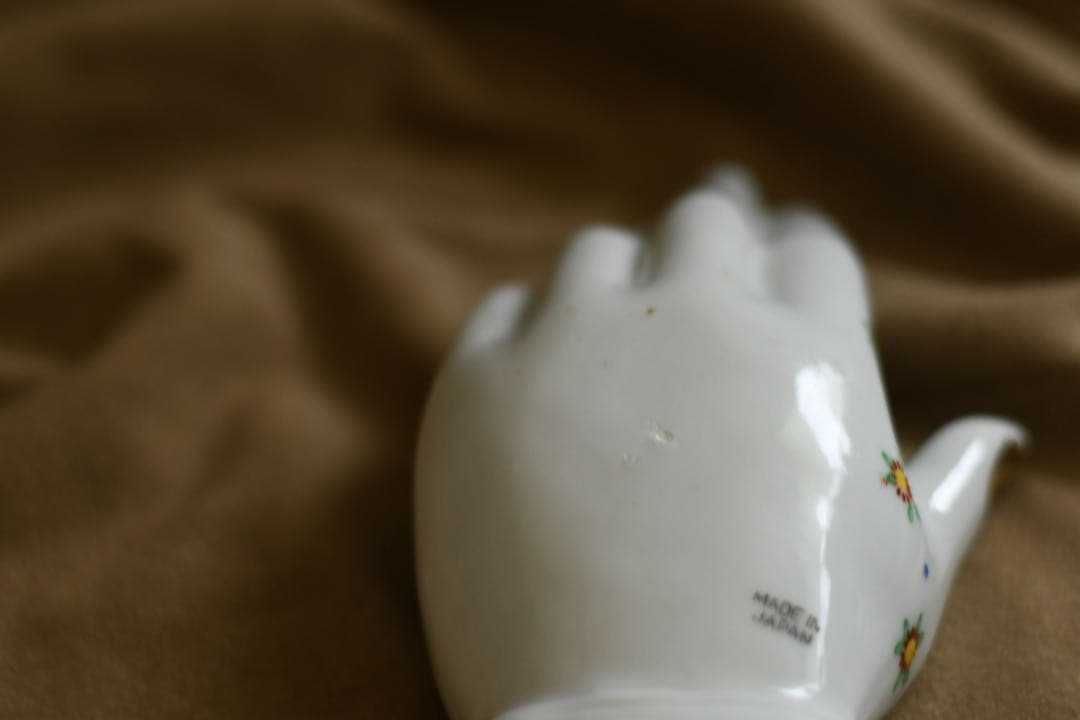 花柄　手形装飾品　ハンドトレイ　ヴィンテージ