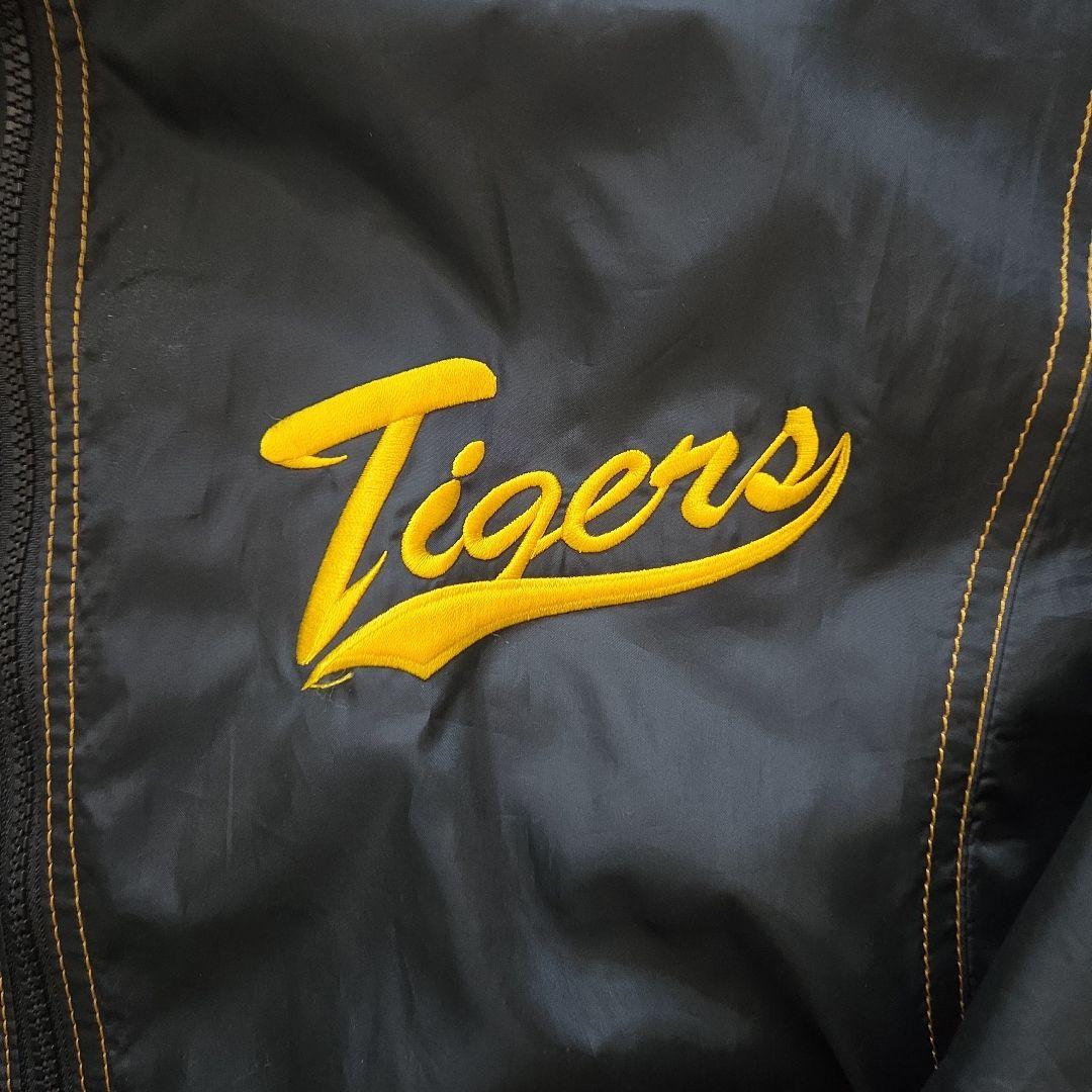 阪神タイガースDESCENTEジャンパー(美品)