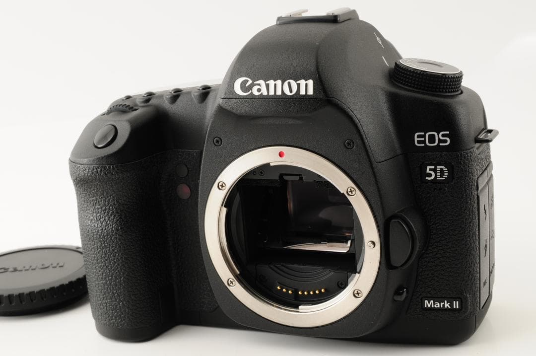 【ほぼ新品】キャノン Canon EOS 5D Mark II 1700回
