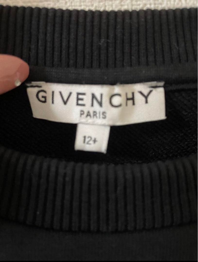 GIVENCHY ジバンシー　ブラック スウェット 12+