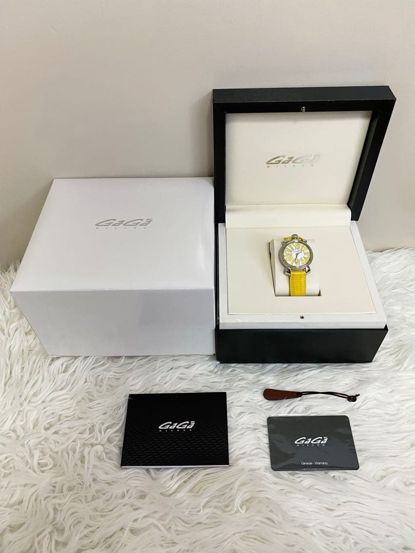 GaGa MILANO 6025.06 イエローストーン付きモデル