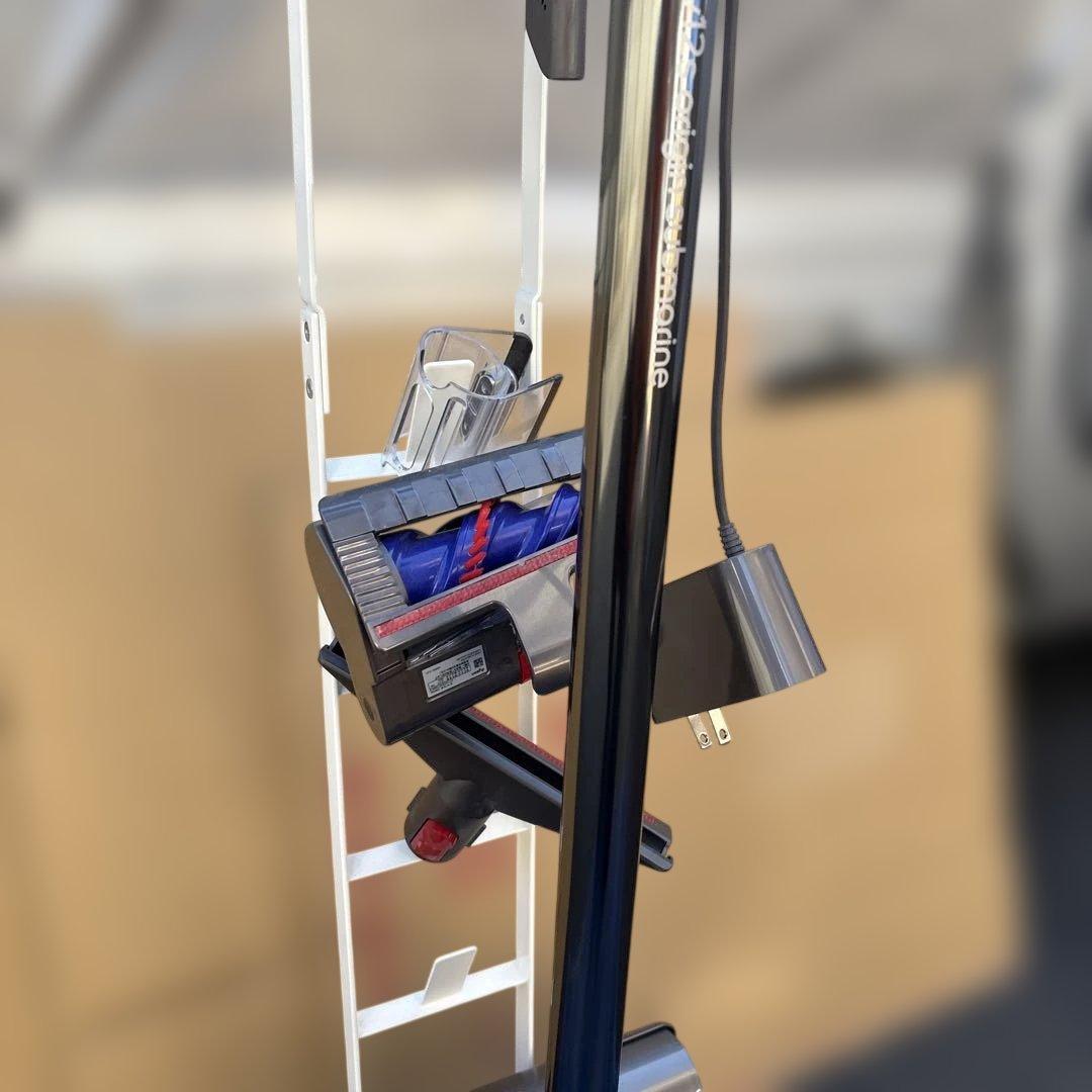 Dyson SV49 コードレスクリーナー Submarine 中古動作確認済み