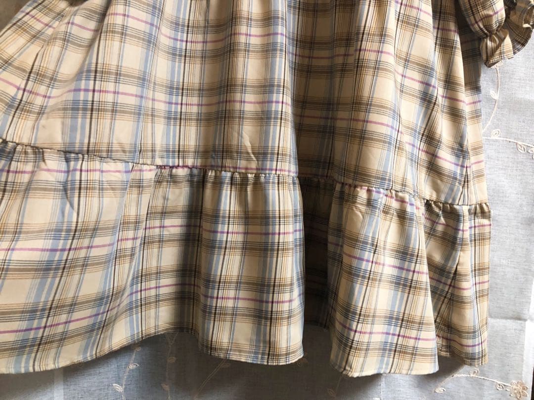 美品ローズティアラチェック切替ドッキングチュニックワンピ大きいサイズ46ベージュ