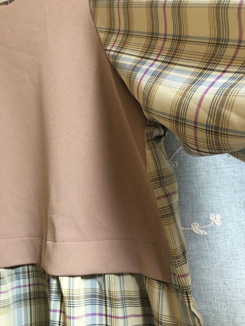 美品ローズティアラチェック切替ドッキングチュニックワンピ大きいサイズ46ベージュ