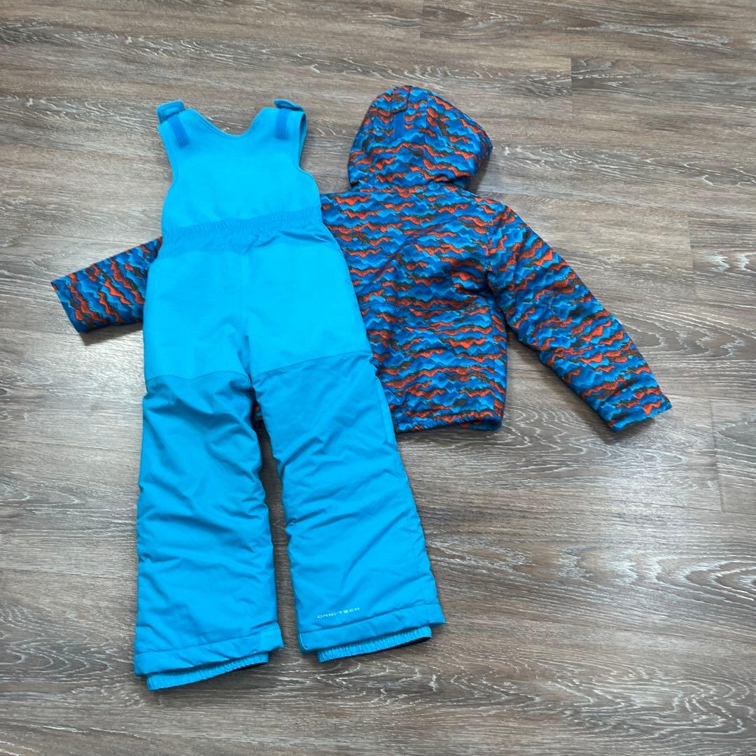 Columbia コロンビア　110 美品　男の子　スノーウェア