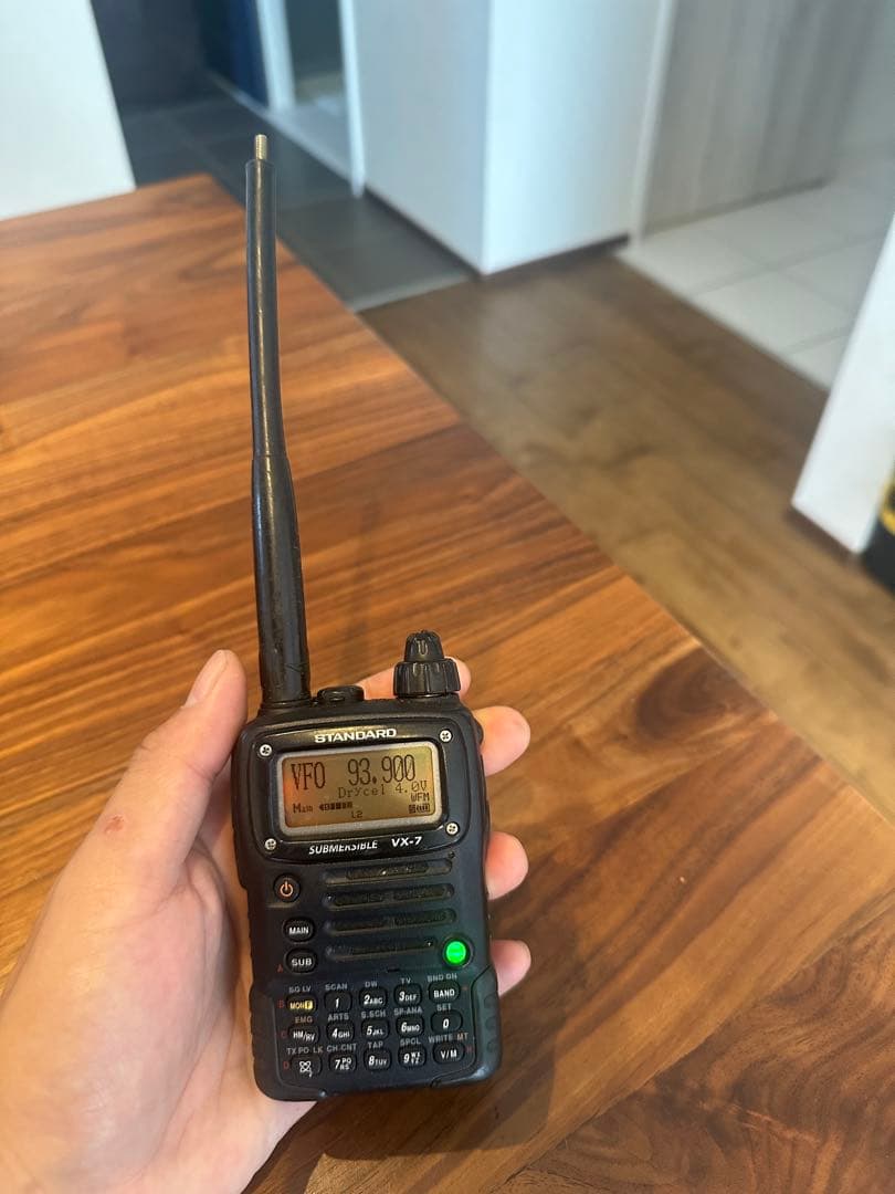 トランシーバー standard VX-7