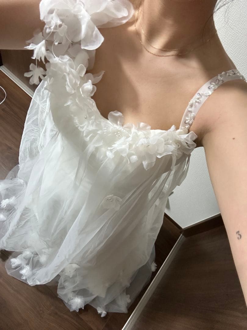 フラワー装飾 ホワイトウェディングドレスAライン（Mサイズ）